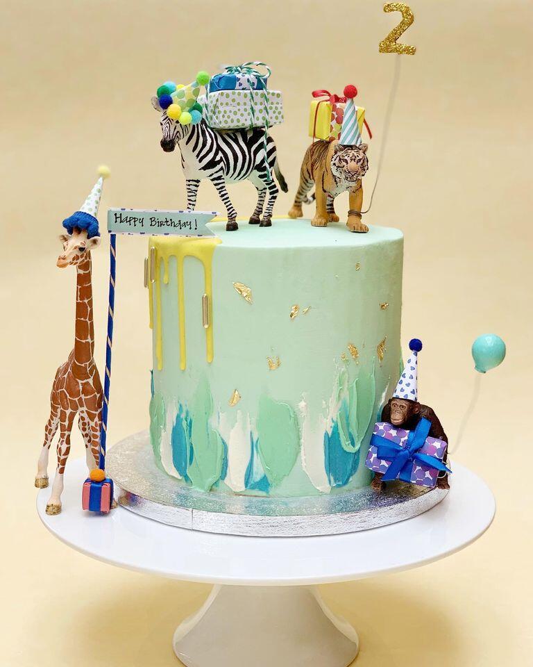 Animals on Birthday Cake