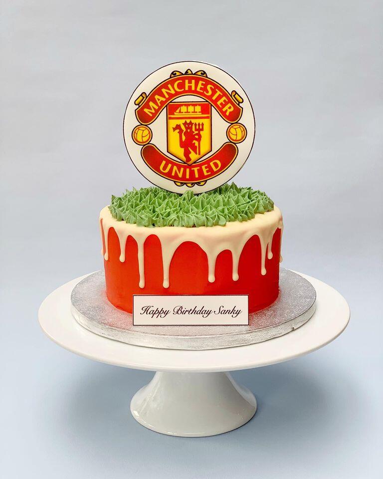 Manchester United Cake